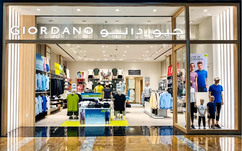 Silicon Central Mall featuring the Giordano clothing store with a bright, modern fashion display and casual apparel.